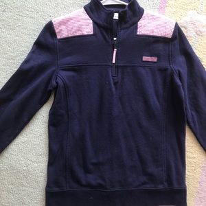 Vineyard vines medium